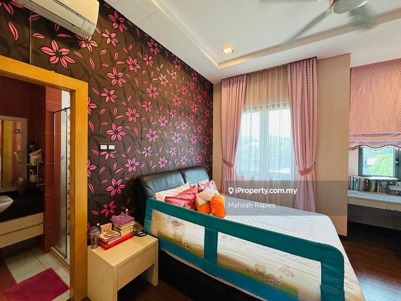 Bungalow House for Sale in Perdana Lakeview East, Cyberjaya by Mahzah Rapiee - iProperty.com.my