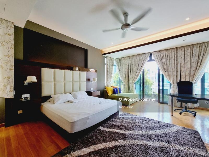 Bungalow House for Sale in Kota Damansara, Selangor by Reni Lim - iProperty.com.my