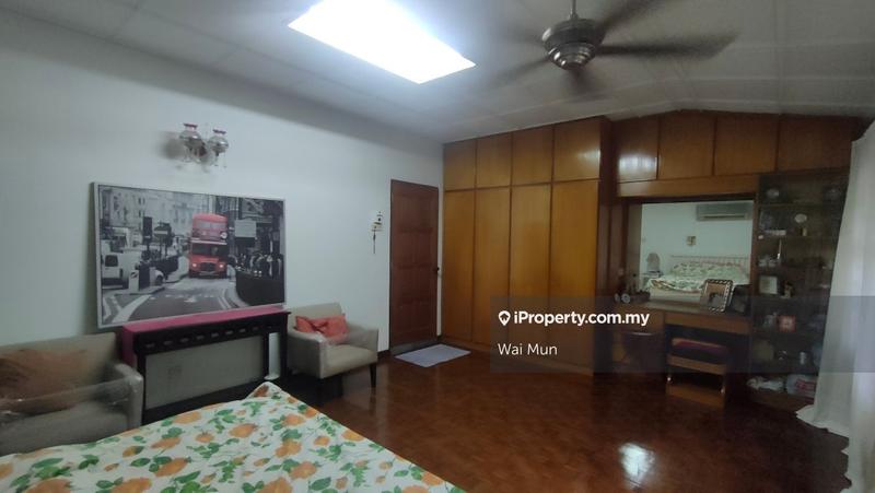 Bungalow House for Sale in Taman Million, Jalan Ipoh by Wai Mun - iProperty.com.my