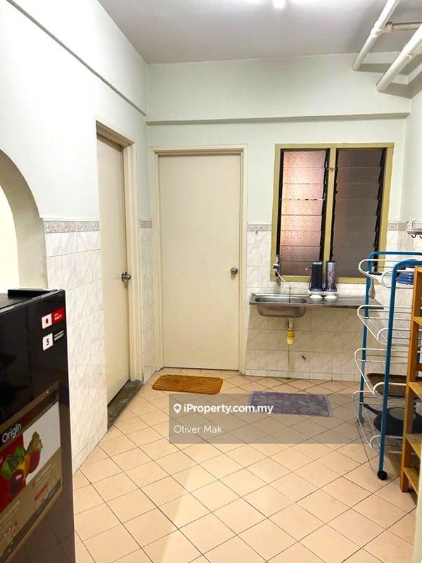 Condominium for Sale in Vista Komanwel A by Oliver Mak - iProperty.com.my