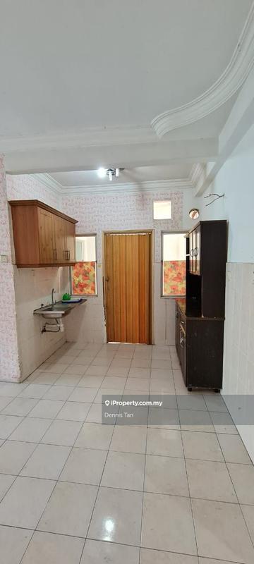 Pangsapuri untuk Disewa di Vista Indah Putra oleh Dennis Tan - iProperty.com.my