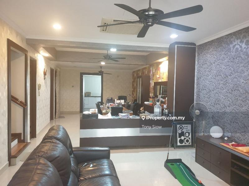 Rumah Teres 2-Tingkat untuk Dijual di USJ Heights, Subang Jaya oleh Tony Siow - iProperty.com.my