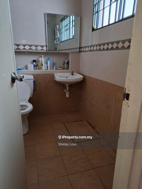 Rumah Berangkai 2 Tingkat untuk Dijual di Bukit Jelutong, Shah Alam oleh Shirley Looi - iProperty.com.my