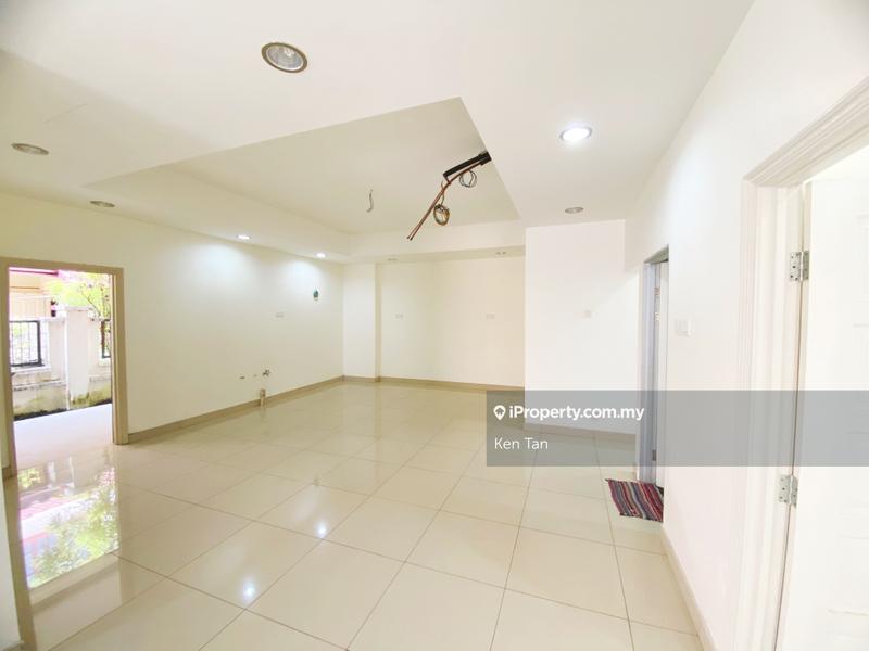 Bungalow House for Sale in Sunway Damansara, Kota Damansara by Ken Tan - iProperty.com.my