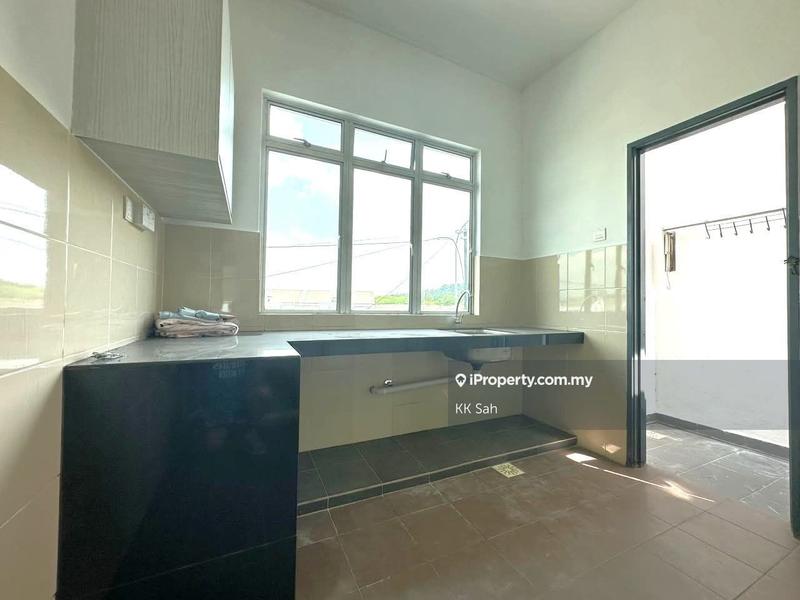 Townhouse for Sale in Taman Semenyih Mewah, Semenyih by KK Sah - iProperty.com.my