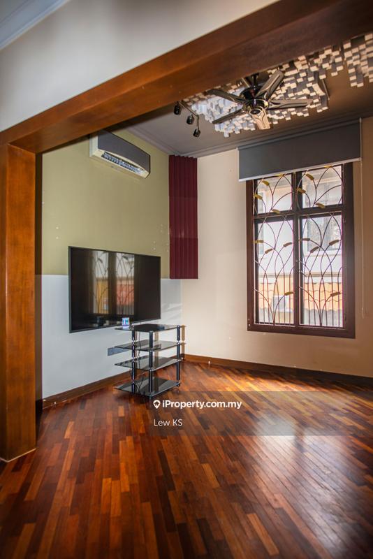 Bungalow House for Sale in Subang Alam, Shah Alam by Lew KS - iProperty.com.my