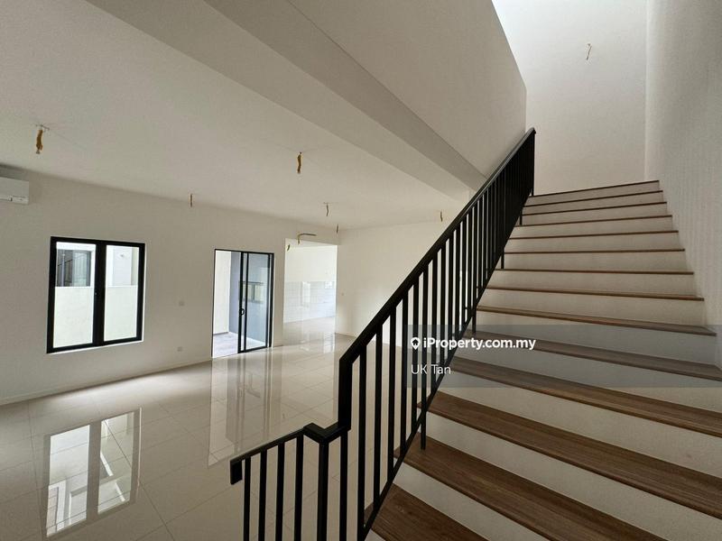 Semi-Detached House for Sale in Bandar Tropicana Aman, Telok Panglima Garang by UK Tan - iProperty.com.my
