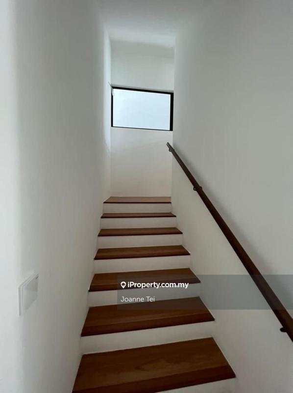 Rumah Teres 3-Tingkat untuk Dijual di Cyberjaya, Selangor oleh Joanne Tei - iProperty.com.my