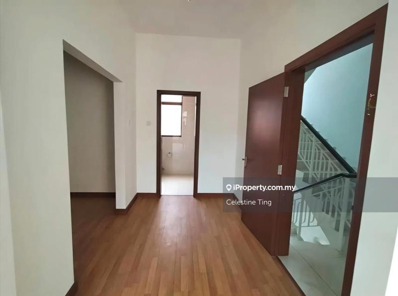 Rumah Berangkai 3 Tingkat untuk Dijual di Semenyih, Selangor oleh Celestine Ting - iProperty.com.my