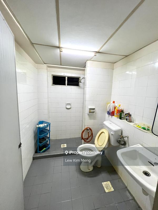 Condominium for Sale in Casa Magna by Lew Kim Meng - iProperty.com.my