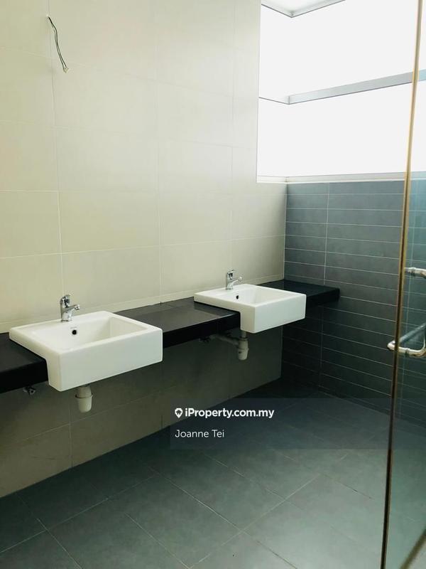 Semi-Detached House for Sale in Perdana Lakeview East, Cyberjaya by Joanne Tei - iProperty.com.my