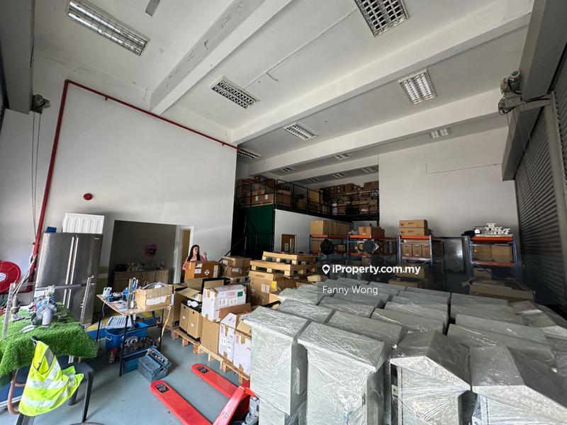 Kilang Berkembar untuk Dijual di Seksyen 16, Shah Alam oleh Fanny Wong - iProperty.com.my