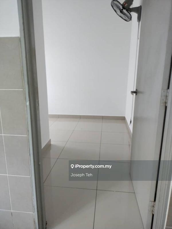Townhouse for Sale in Bandar Saujana Putra, Tanjong Duabelas by Joseph Teh - iProperty.com.my