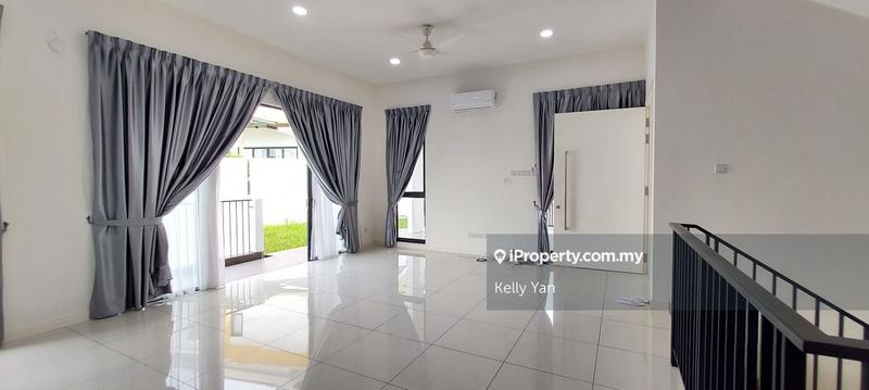 Rumah Berkembar untuk Dijual di Bandar Sungai Long, Selangor oleh Kelly Yan Kai Lit - iProperty.com.my