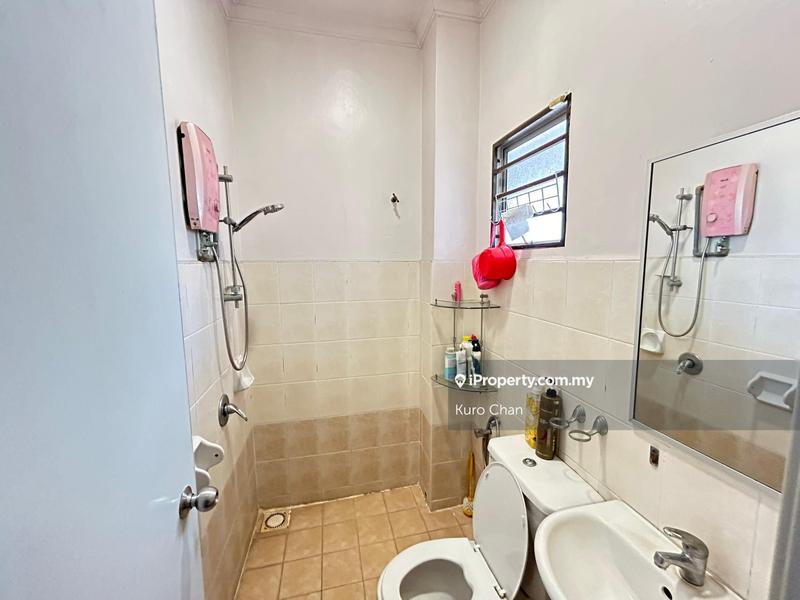 Rumah Teres 2-Tingkat untuk Dijual di Putra Heights, Subang Jaya oleh Kuro Chan - iProperty.com.my