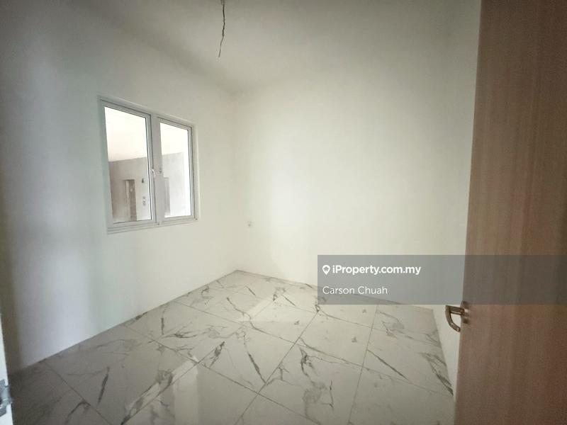 Condominium for Sale in QuayWest Residence by Carson Chuah - iProperty.com.my