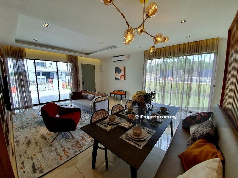 2-storey Terraced House for Sale in Residensi Lambaian 2 Bangi, Bangi by Badrul Hisyam Roslan - iProperty.com.my