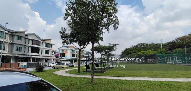 Rumah Berangkai 2.5 Tingkat untuk Dijual di Taman Putra Impiana, Puchong oleh Dave Liang - iProperty.com.my
