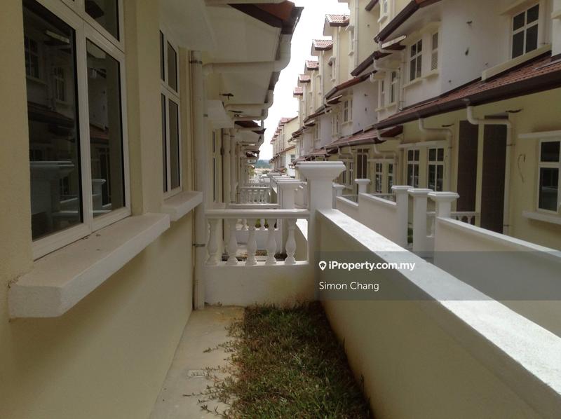 Rumah Berangkai 3 Tingkat untuk Dijual di Setia Alam ( Anjung Sari), Setia Alam oleh Simon Chang - iProperty.com.my