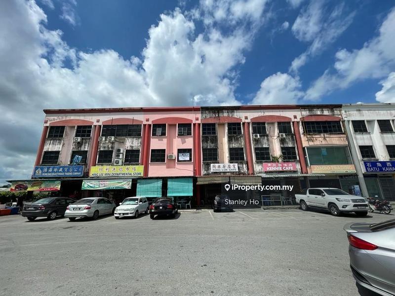 For Rent - Batu Kawa