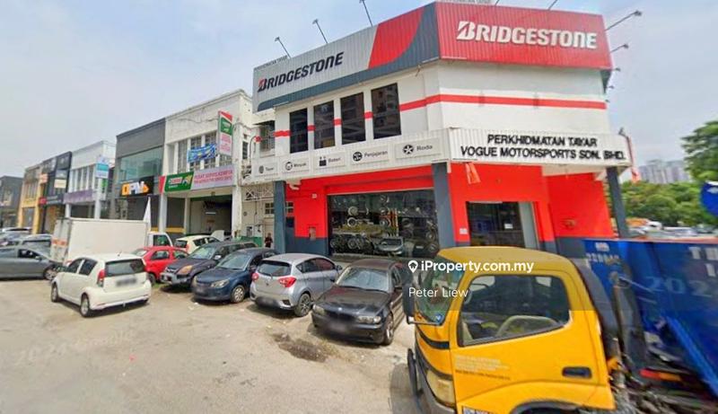 For Sale - ROI 5.6% CORNER LOT AT USJ 20, GOOD BUY FREEHOLD SHOP, FULLY TENANTED, PRIME LOCATION