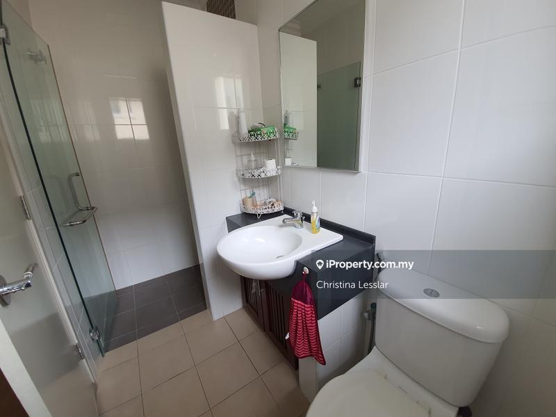Rumah Teres 2.5-Tingkat untuk Dijual di USJ Heights, Subang Jaya oleh Christina Lesslar - iProperty.com.my