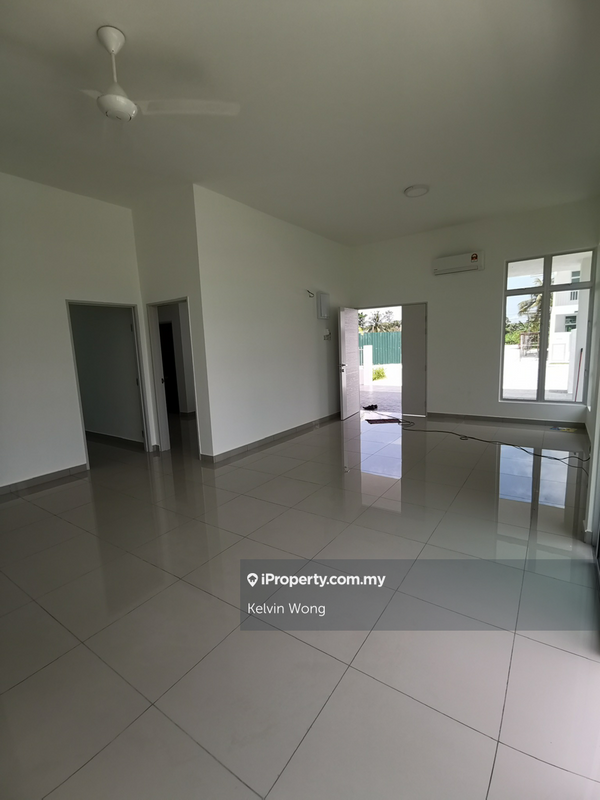 Rumah Berangkai 1 Tingkat untuk Dijual di Kampung Olak Lempit, Tanjong Duabelas oleh Kelvin Wong - iProperty.com.my
