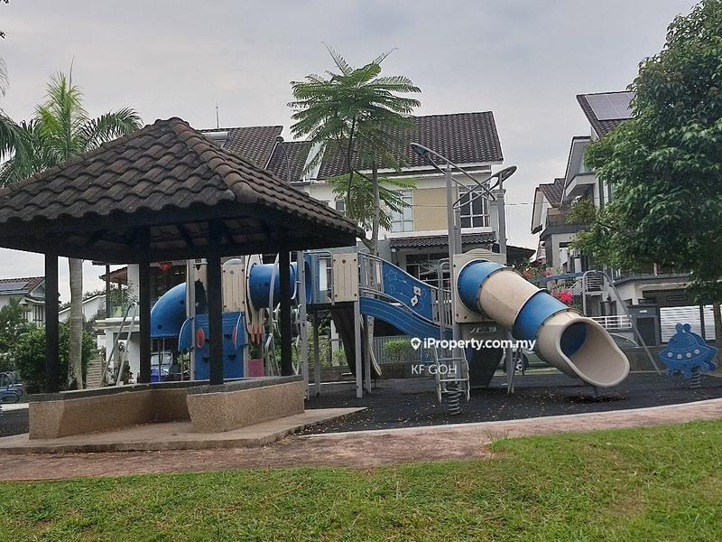 Rumah Berkembar untuk Dijual di Taman Prima Saujana, Kajang oleh KF GOH - iProperty.com.my
