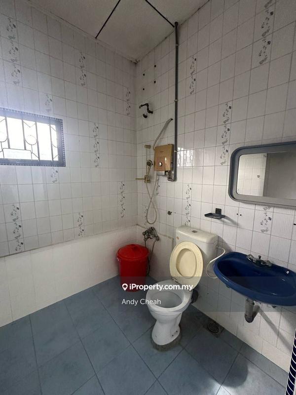 Rumah Berangkai 2 Tingkat untuk Dijual di Taman Ungku Tun Aminah, Skudai oleh Andy Cheah - iProperty.com.my