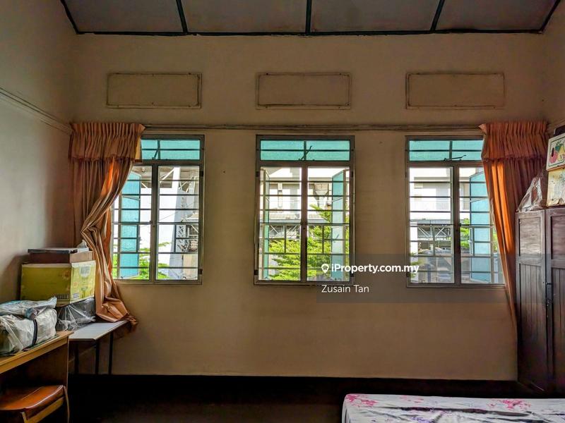Shop-Office for Sale in 2 Storey Heritage House Near Times Square, George Town by Zusain Tan - iProperty.com.my