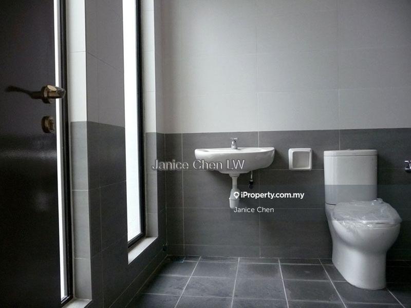 Rumah Berangkai 2.5 Tingkat untuk Disewa di Kinrara Residence, Taman Damai Utama, Puchong, Bandar Kinrara oleh Janice Chen - iProperty.com.my