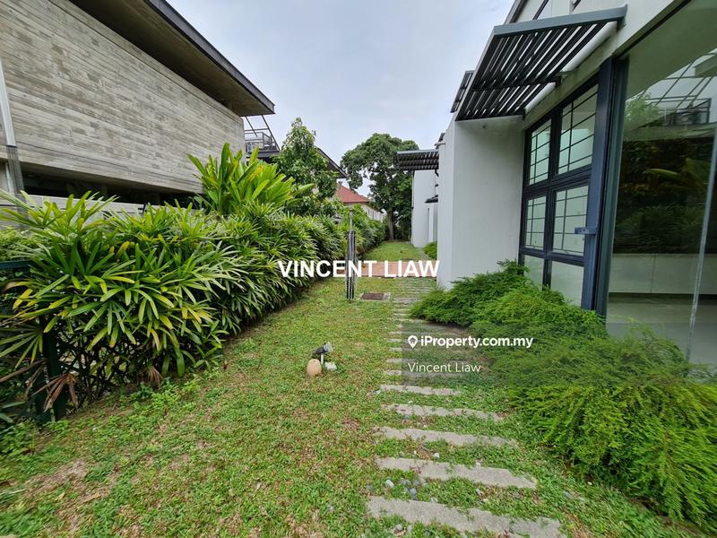 Bungalow House for Sale in Lakeview saujana Bungalows, Saujana by Vincent Liaw - iProperty.com.my