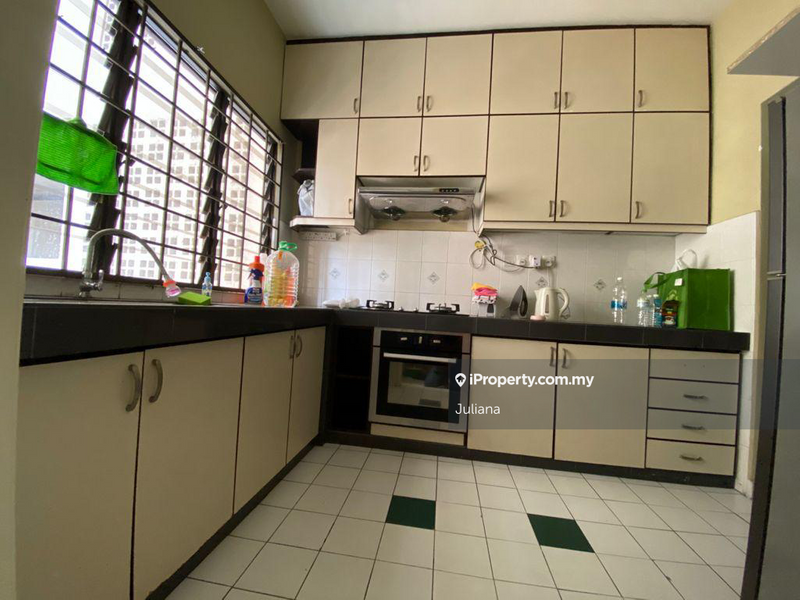 Condominium for Sale in Sunway Sutera Condominium by Juliana - iProperty.com.my