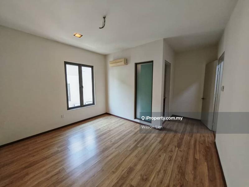 Rumah Berkembar untuk Dijual di Taman Bukit Kuchai, Bandar Kinrara oleh Wilson Lim - iProperty.com.my