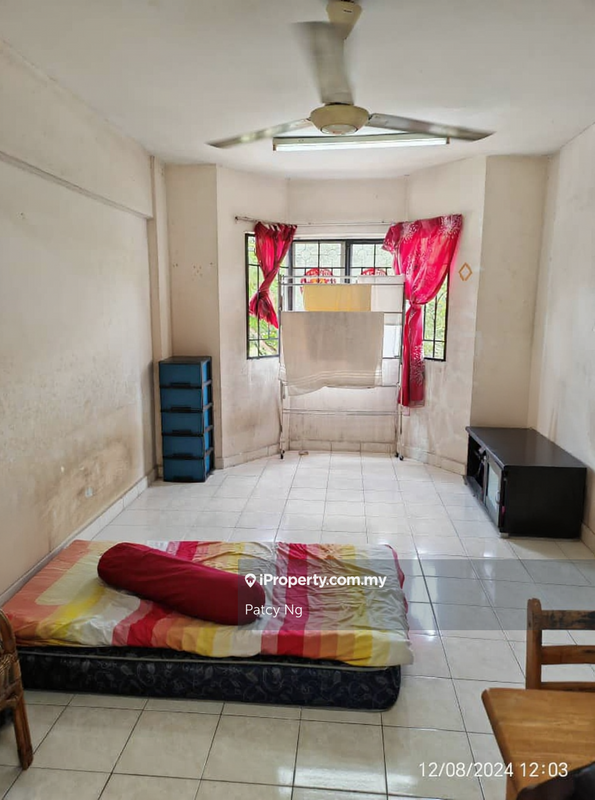 For Sale - Pangsapuri Carlina