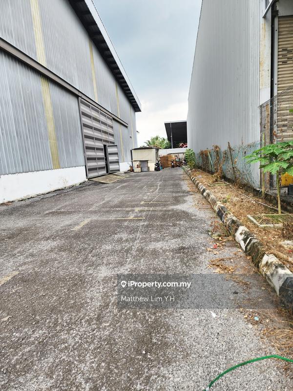 Semi-D Factory for Sale in Kampung Batu 9 Kebun Baru, Telok Panglima Garang by Matthew Lim Y.H - iProperty.com.my