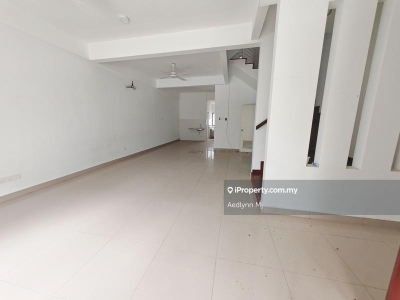 Rumah Teres 2.5-Tingkat untuk Dijual di Puchong, Selangor oleh Aedlynn Mj - iProperty.com.my