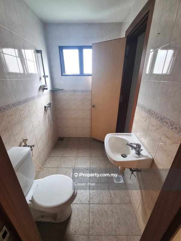 Banglo untuk Dijual di Bukit Jalil Golf, Bukit Jalil oleh Oliver Mak - iProperty.com.my