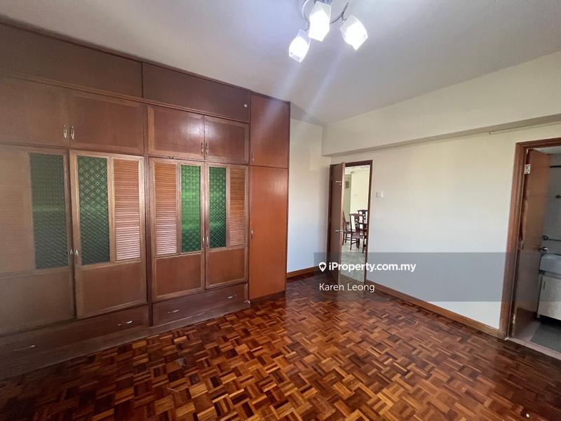 For Sale - Villa Flora