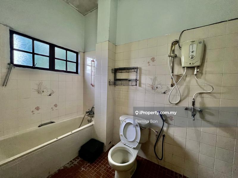 Bungalow House for Sale in SS7, Petaling Jaya by Bernisa Bon - iProperty.com.my