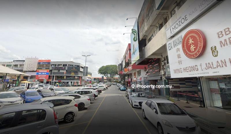 For Rent - SS2 Retail Office