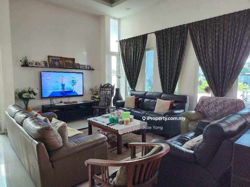Semi-Detached House for Sale in Laman Damaisari @ Mont Kiara, Mont Kiara by Julie Yong - iProperty.com.my