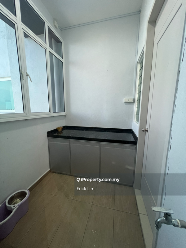 Service Residence for Rent in Parkland Residence by Erick Lim - iProperty.com.my
