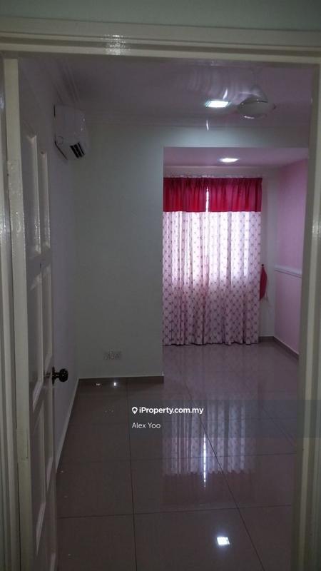 Rumah Berangkai 2 Tingkat untuk Dijual di Kampung Gombak Indah, Batu Caves oleh Alex Yoo - iProperty.com.my