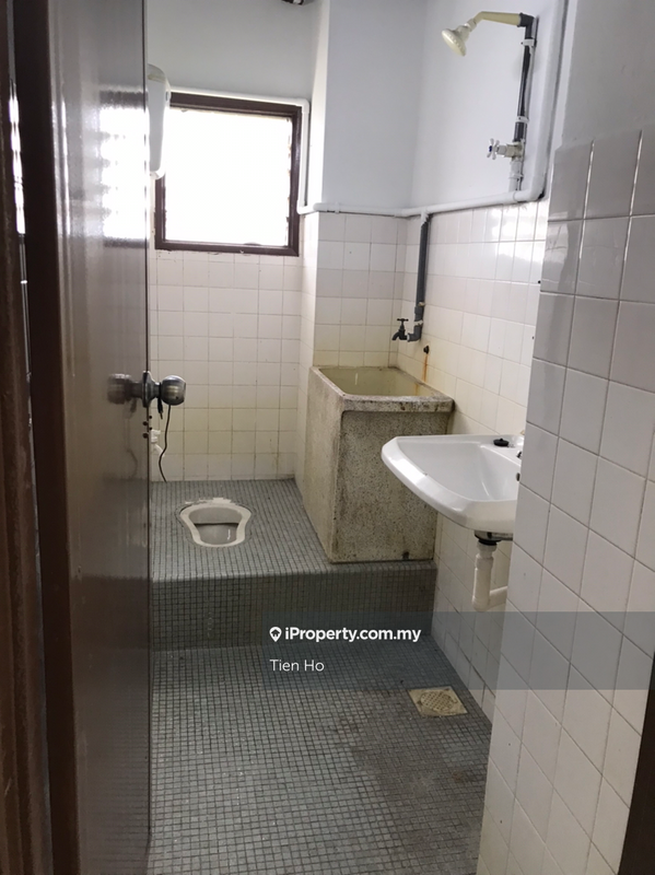 Apartment for Sale in Bayview Court by Tien Ho - iProperty.com.my