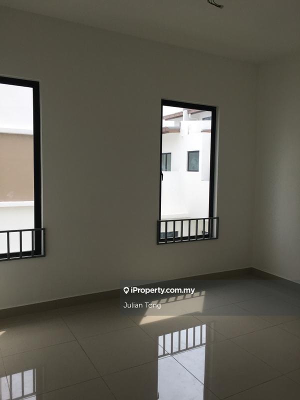 Rumah Berkembar untuk Dijual di Setia Utama, Setia Alam oleh Julian Tong - iProperty.com.my