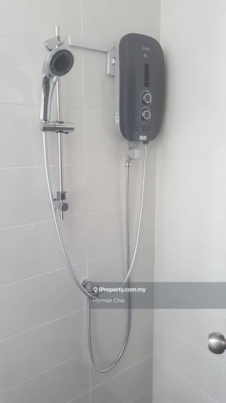 For Rent - Landmark Residence