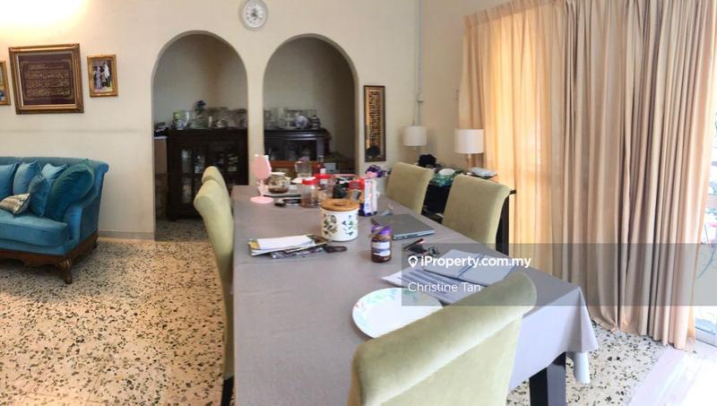 Bungalow House for Sale in Kelana Jaya, Petaling Jaya by Christine Tan - iProperty.com.my