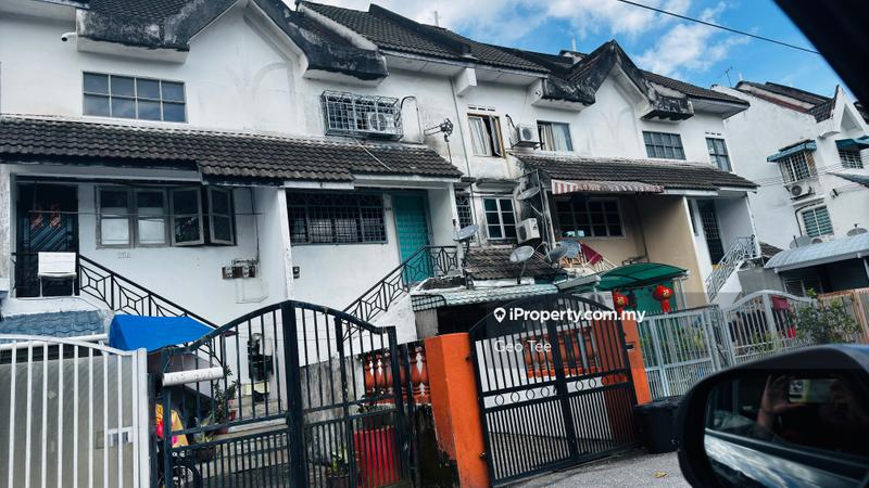 For Sale - Taman Lembah Maju 600 Apartment