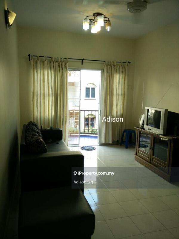 For Sale - Golden Showers (Kondo Ruby)